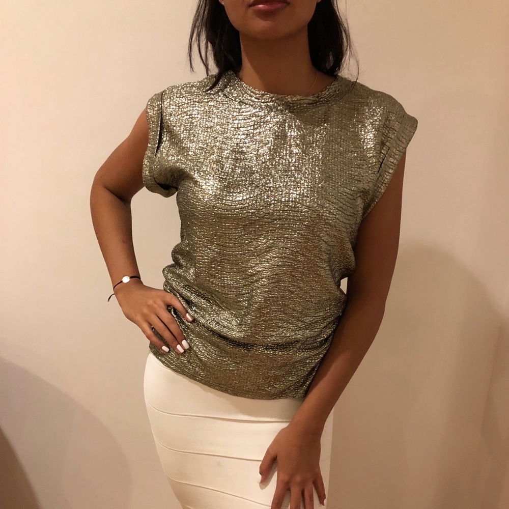 Beautiful gold top with large sleeves